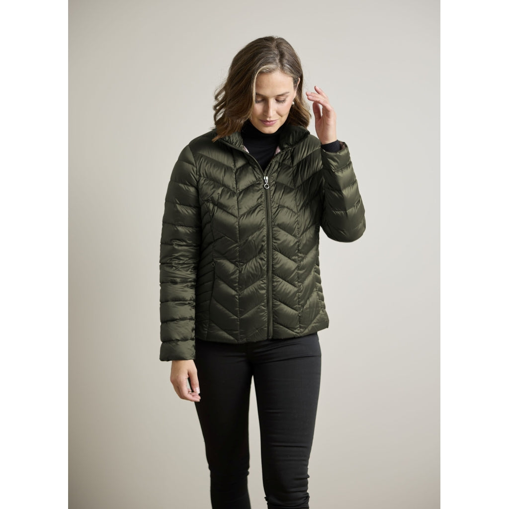 Junge Daisy Kv. 62 46-Olive