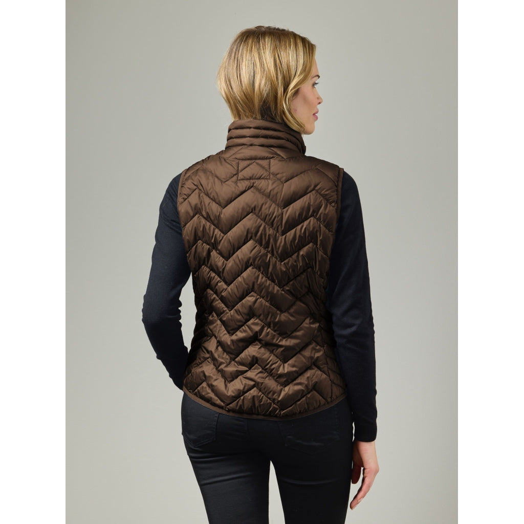 Junge Louise Kv. 62 64-Brown