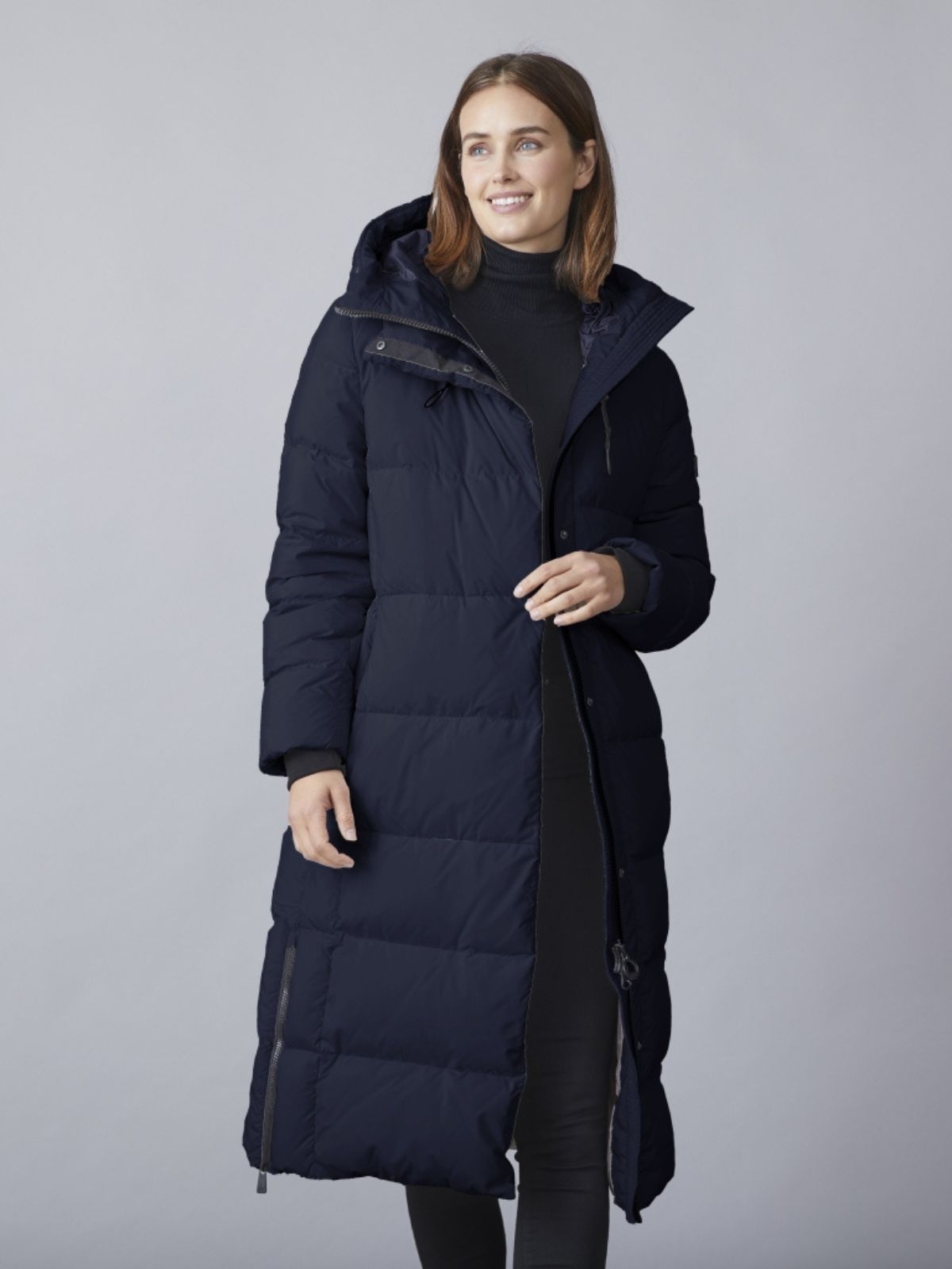 Kimberly navy lang dunjakke til damer med hætte og comfort fit