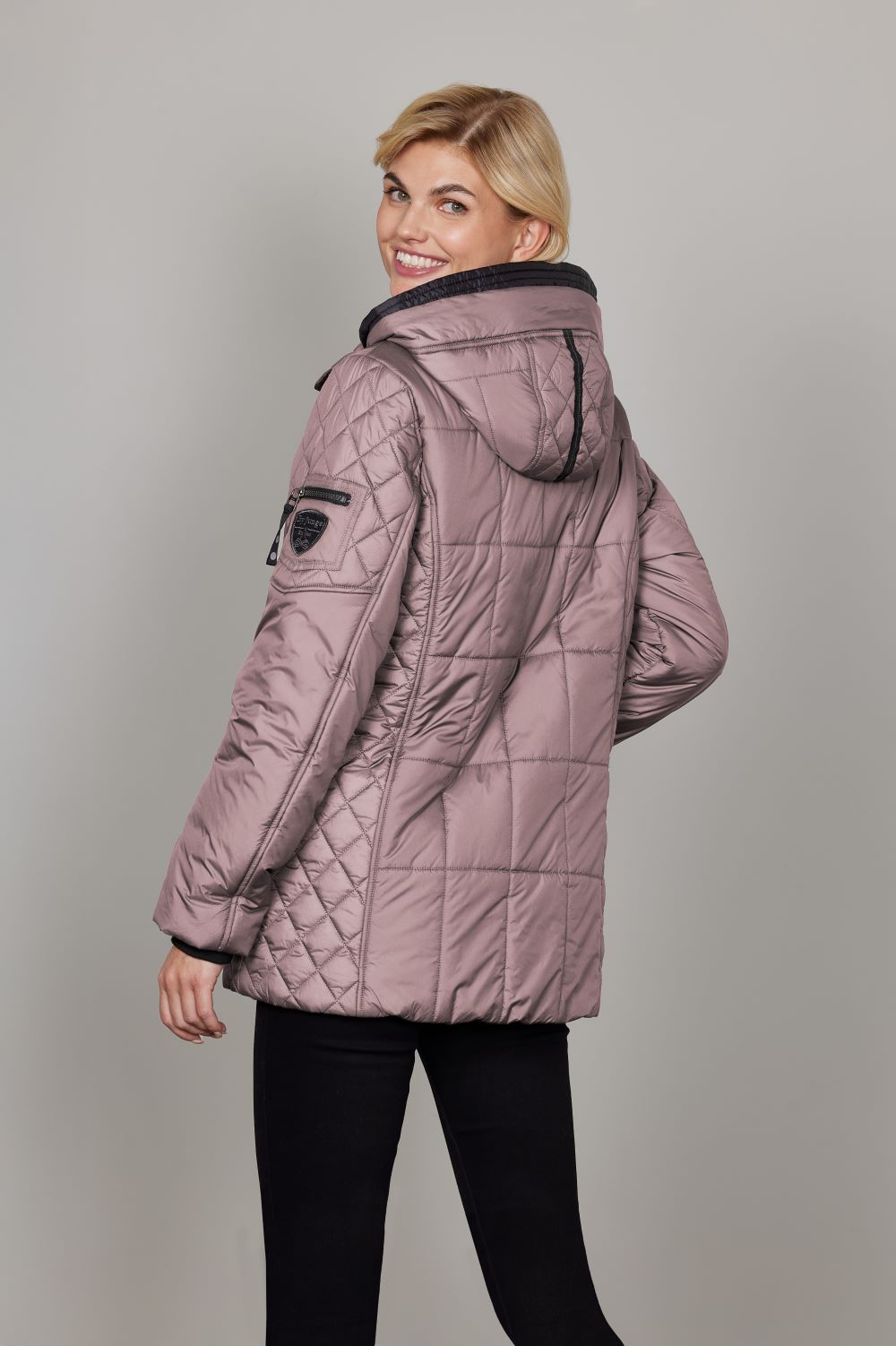 Junge Majbrit Kv. 66 33-Rose