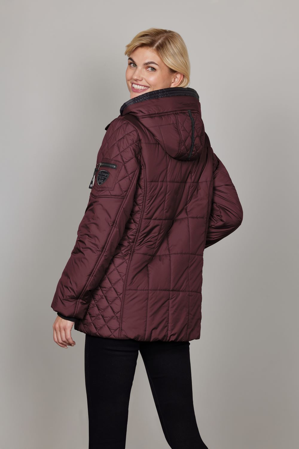 Junge Majbrit Kv. 66 38-Wine