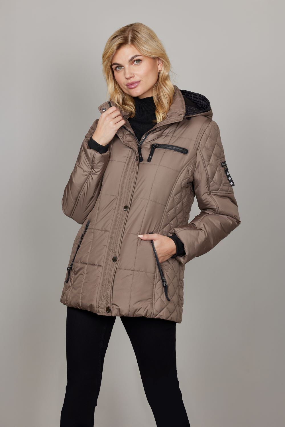 Junge Majbrit Kv. 66 63-Taupe