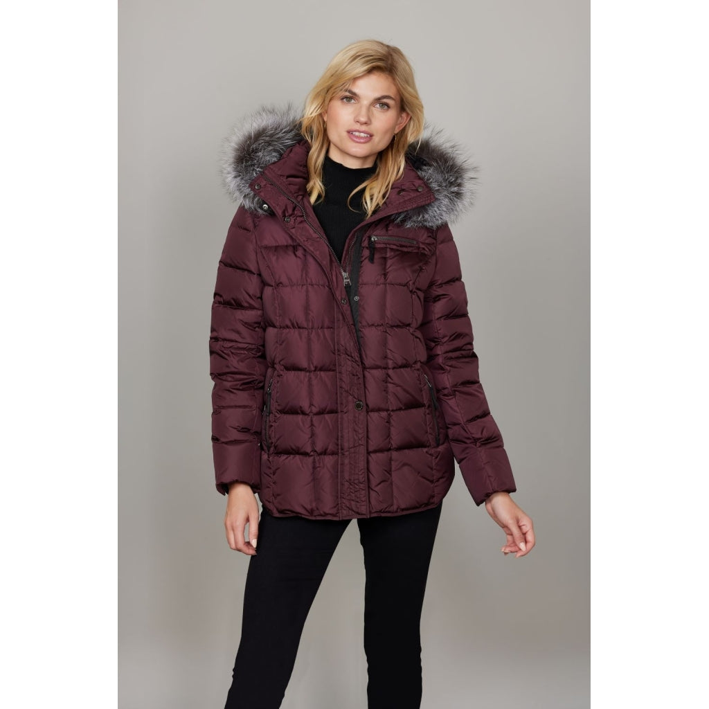 Junge Margit Kv. 65 38-Wine