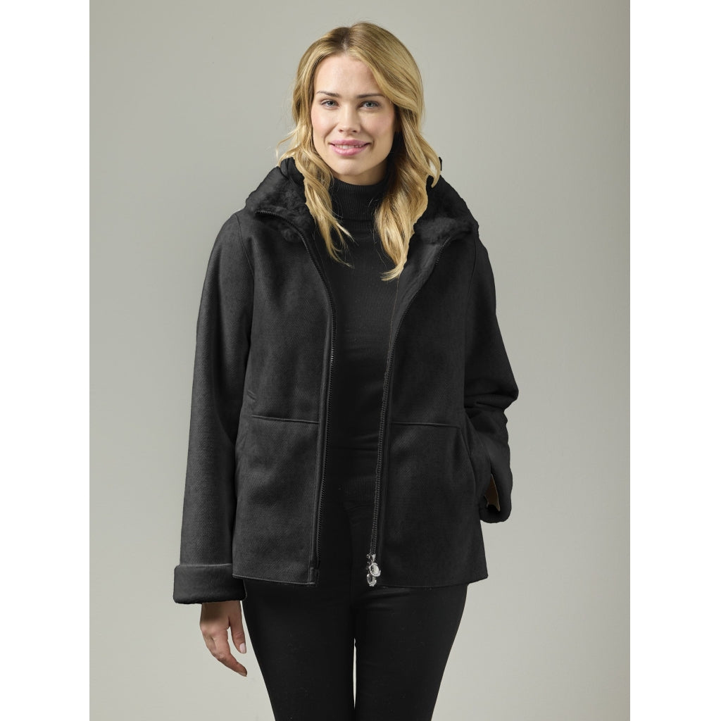 Junge Penelope Kv. 90 90-Black